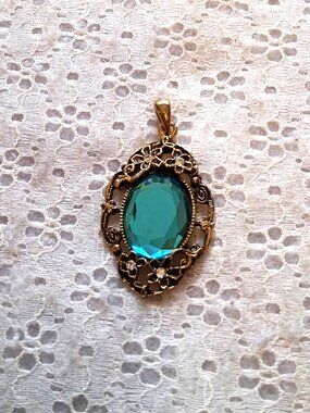 Vintage 80s Eye-catching Gold-Plated Large Oval Blue Crystal Pendant